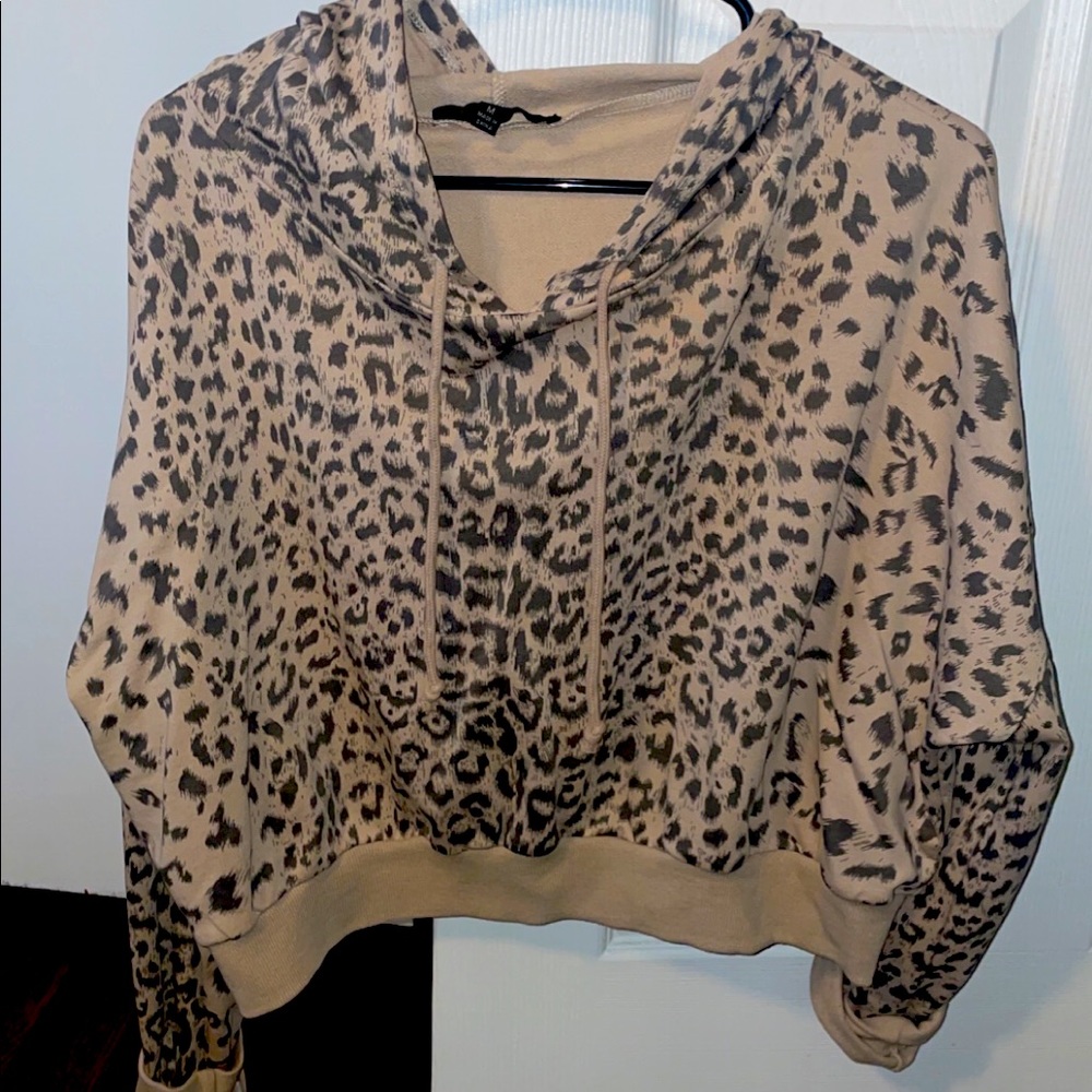 Leopard croppe hoodie